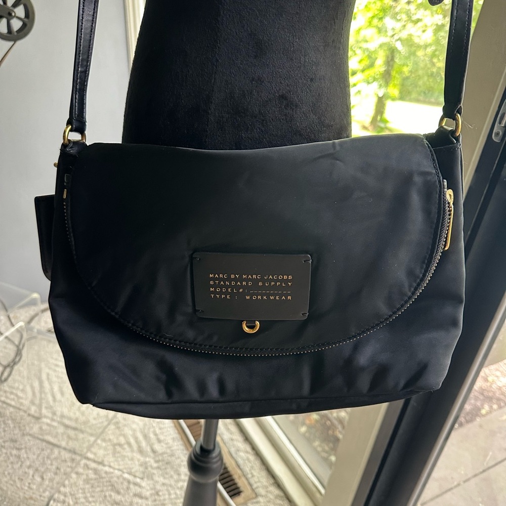 Marc by Marc Jacobs Preppy nylon shoulder/ crossbody bag in black
